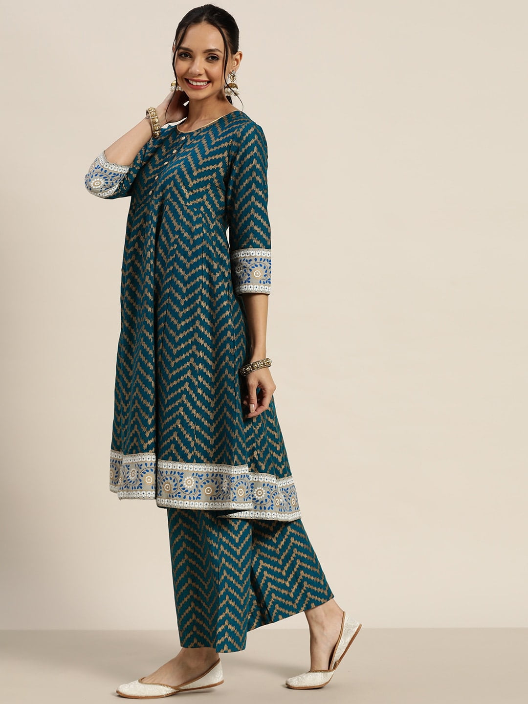 Add a Few Woolen Kurtis to Your Wardrobe and Stay Up to Date in 2021: 7  Best Woolen Kurtis- Beat the Winter in Style